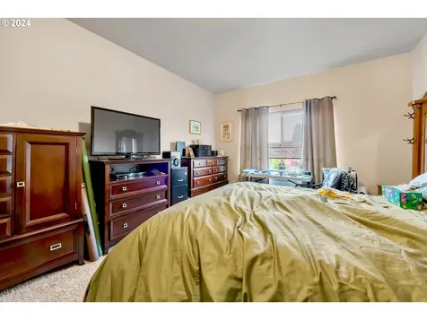1130 S 40th Court Springfield OR 97478
