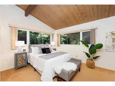 5930 Sw Ralston Drive Portland OR 97239