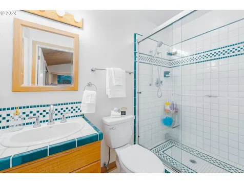 5930 Sw Ralston Drive Portland OR 97239