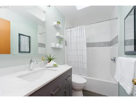 5930 Sw Ralston Drive Portland OR 97239