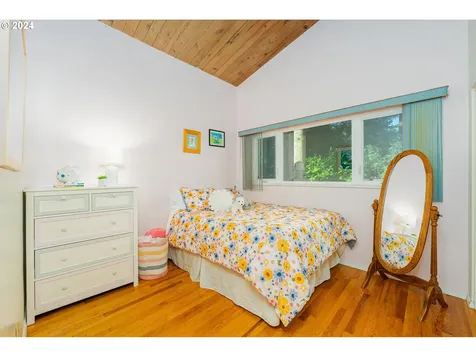5930 Sw Ralston Drive Portland OR 97239