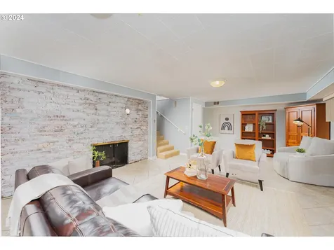 5930 Sw Ralston Drive Portland OR 97239