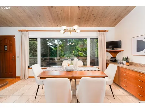 5930 Sw Ralston Drive Portland OR 97239