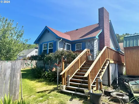 2720 Bowman Road Reedsport OR 97467