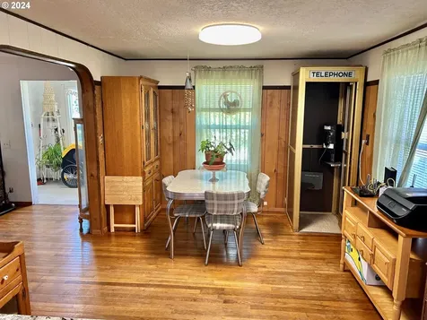 2720 Bowman Road Reedsport OR 97467