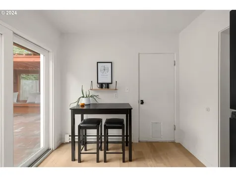 6309 SE Tibbetts Street Portland OR 97206