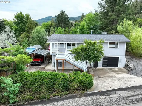 484 Hawthorne Drive La Grande OR 97850