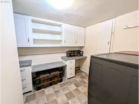 484 Hawthorne Drive La Grande OR 97850