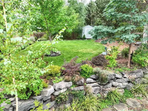 484 Hawthorne Drive La Grande OR 97850