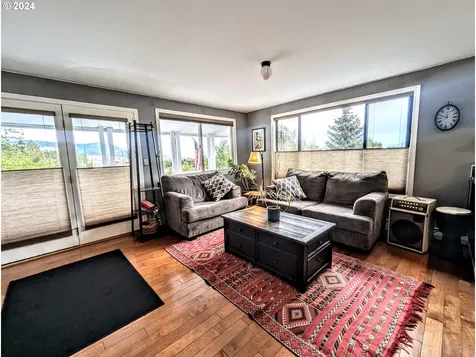 484 Hawthorne Drive La Grande OR 97850