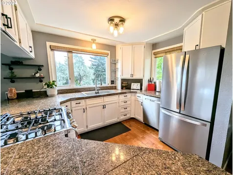 484 Hawthorne Drive La Grande OR 97850