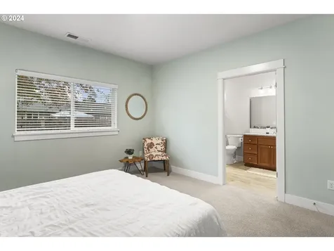 2421 Benson Lane Eugene OR 97408