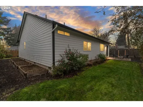 2421 Benson Lane Eugene OR 97408