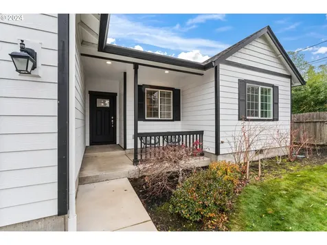 2421 Benson Lane Eugene OR 97408