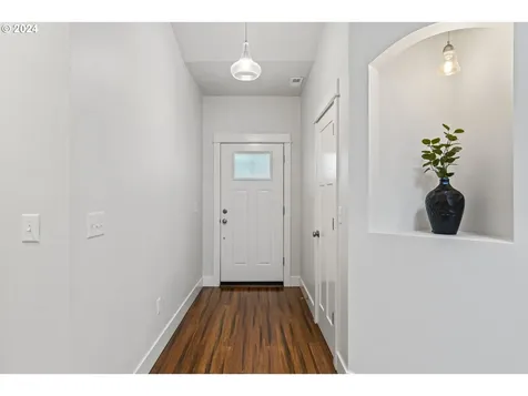 2421 Benson Lane Eugene OR 97408