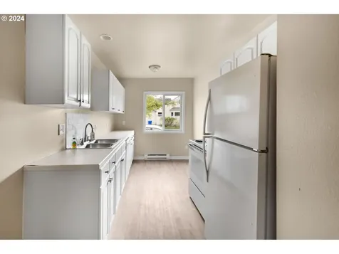 900 N 7th Avenue Kelso WA 98626