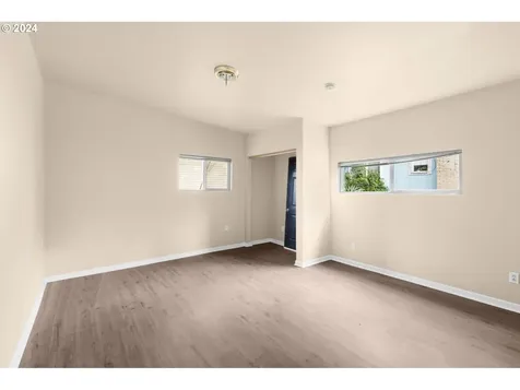 900 N 7th Avenue Kelso WA 98626