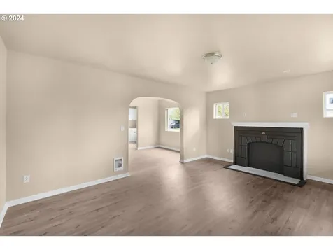 900 N 7th Avenue Kelso WA 98626