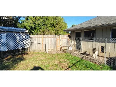 1018 SE Grace Avenue Battle Ground WA 98604