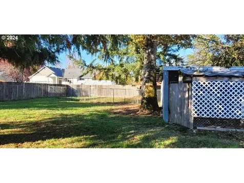 1018 SE Grace Avenue Battle Ground WA 98604