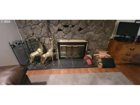 1018 SE Grace Avenue Battle Ground WA 98604