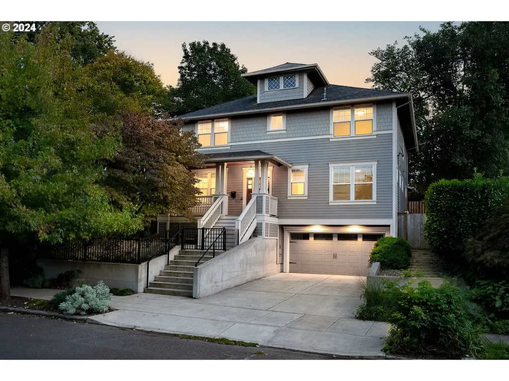 3926 SE Clinton Street Portland OR 97202