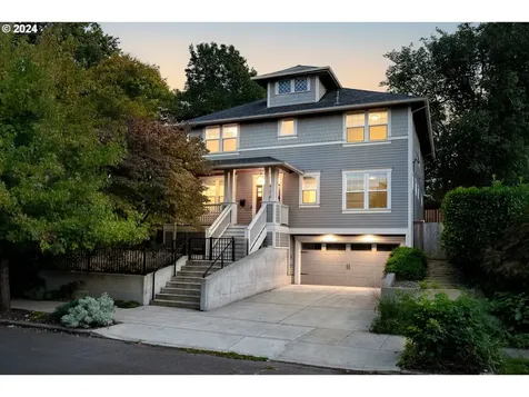 3926 SE Clinton Street Portland OR 97202