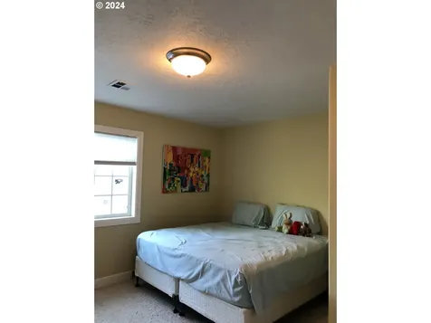1641 5th Street Hood River OR 97031