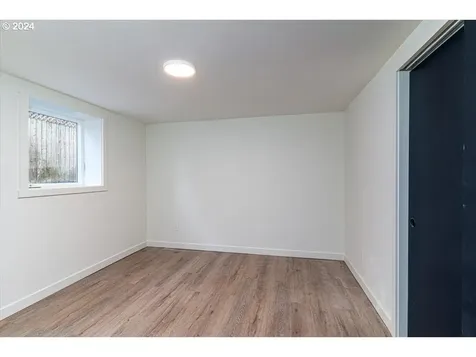 4075 N Commercial Avenue Portland OR 97227