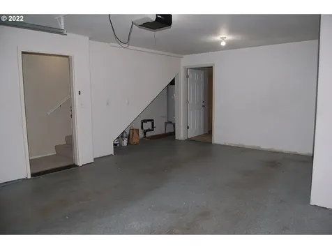 4922 SW 1st Avenue Portland OR 97239