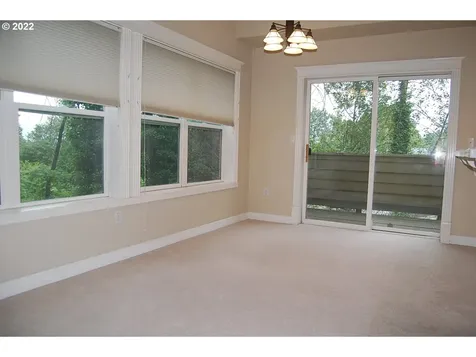4922 SW 1st Avenue Portland OR 97239
