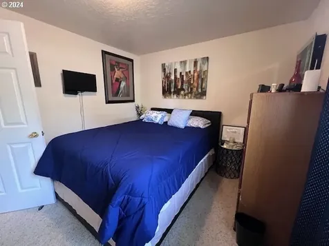 3410/3430 Redwood Street Florence OR 97439