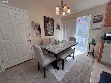 3410/3430 Redwood Street Florence OR 97439