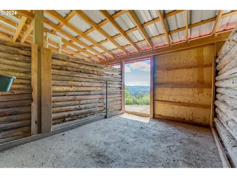 974 Niemi Road Woodland WA 98674