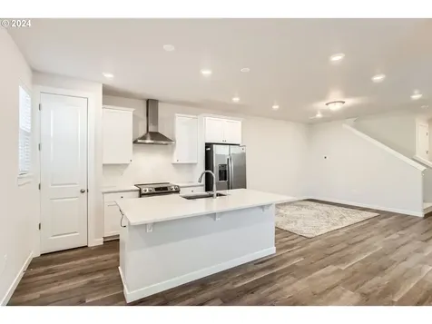 8170 SE Leafhopper Street Hillsboro OR 97123