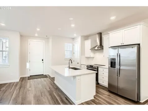 8170 SE Leafhopper Street Hillsboro OR 97123