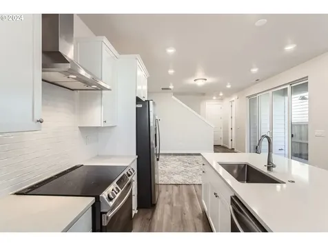 8170 SE Leafhopper Street Hillsboro OR 97123