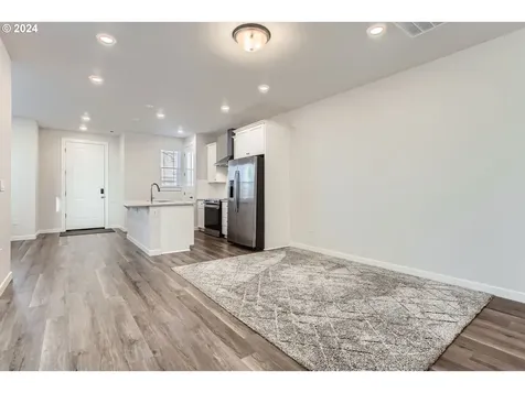 8170 SE Leafhopper Street Hillsboro OR 97123