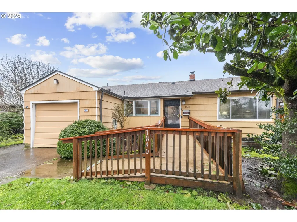1840 Lorain Court Se Salem OR 97302