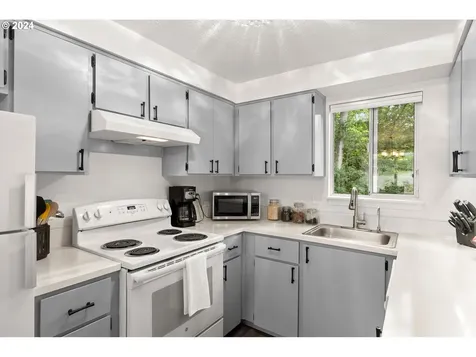 7376 Sw Linette Way Beaverton OR 97007