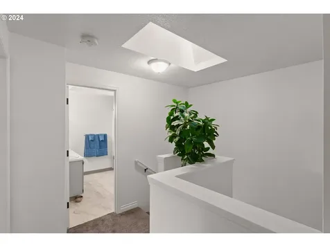 7376 Sw Linette Way Beaverton OR 97007