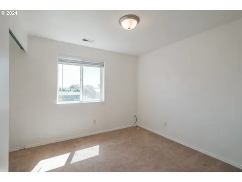 817 Griffin Drive Monmouth OR 97361