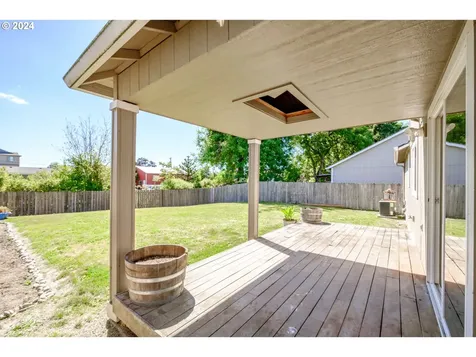 817 Griffin Drive Monmouth OR 97361