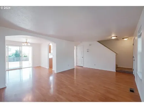 817 Griffin Drive Monmouth OR 97361