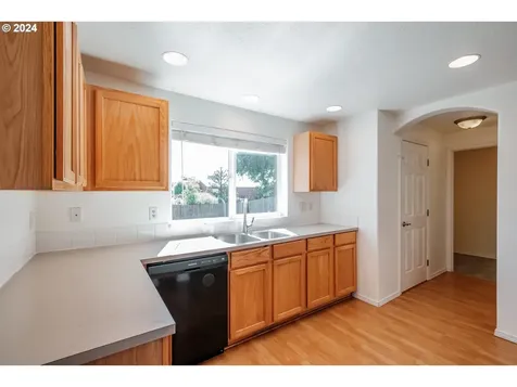 817 Griffin Drive Monmouth OR 97361