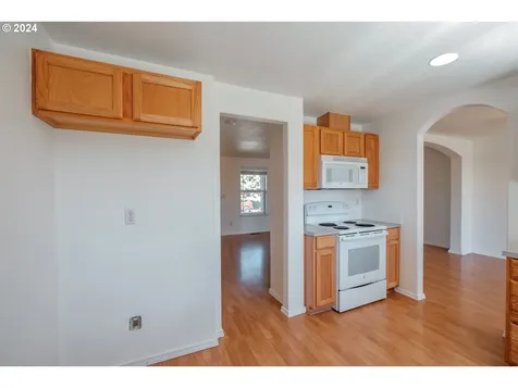 817 Griffin Drive Monmouth OR 97361