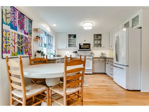 145 Westbrook Way Eugene OR 97405