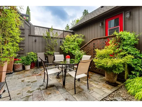145 Westbrook Way Eugene OR 97405