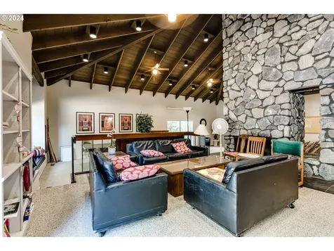 145 Westbrook Way Eugene OR 97405