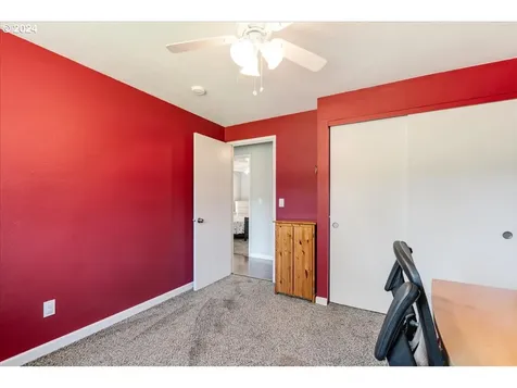 15843 Ne Thompson Court Portland OR 97230